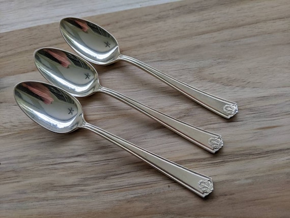 Antique Collectible Wm Rogers 1922 HOMESTEAD Teaspoon 5 7/8
