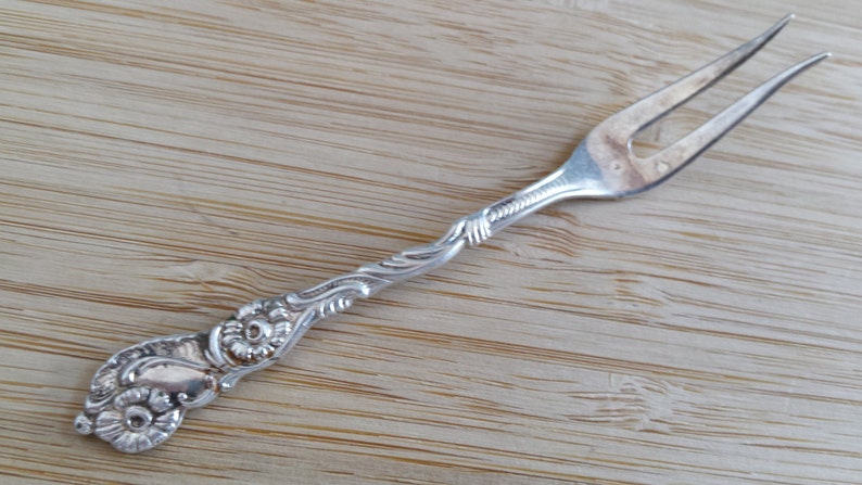 Antique Collectible NILS JOHAN Flowers /& Scrolls Lemon Fork 4 Sweden Set of 2