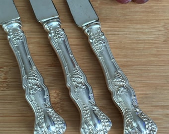 Antique 1847 ROGERS BROS 1904 VINTAGE Old French Hollow Dinner