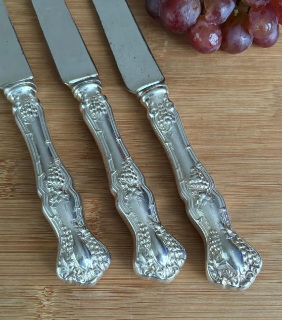 Antique 1847 ROGERS BROS 1904 VINTAGE Old French Hollow Dinner
