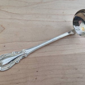 Vintage Sterling Plata 925 Del Pilar ARBOR ROSE Cream/Sauce/Mayo Ladle 5 1/4&quot;, Peru