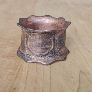 Vintage Collectible Brass CLEVELAND OH Historical Landmarks Round Napkin Ring/Holder 1 3/4&quot;