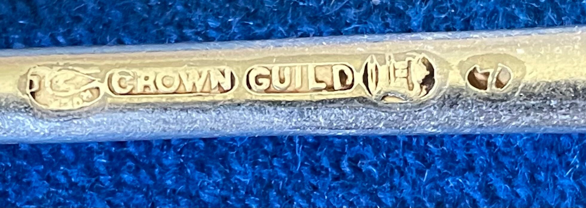 アンティーク コレクタブル クラウン ギルド シルバー 1876 チップ付き