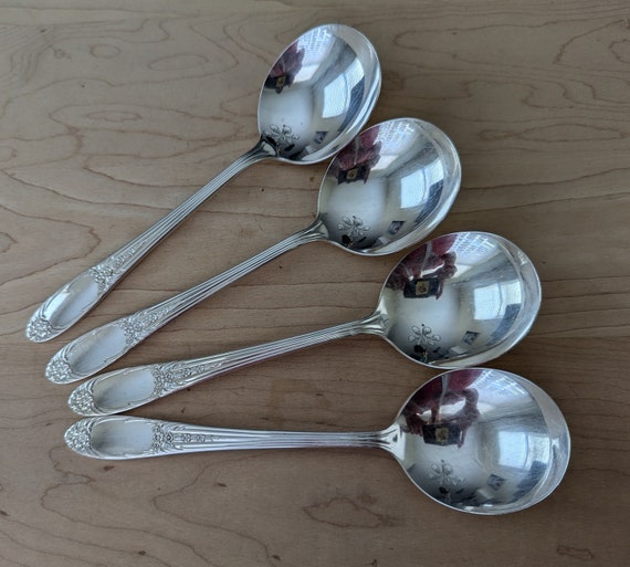 Antique National Silver 1930 NATIONAL FOUR Round Bowl Soup Spoon