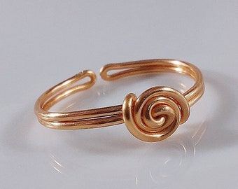 Coper Celtic Swirl Toe Ring, Delicate Toe Ring, Dainty Toe Ring, Spiral Toe Ring, Adjustable Toe Ring, Tarnish Resistant Toe Ring