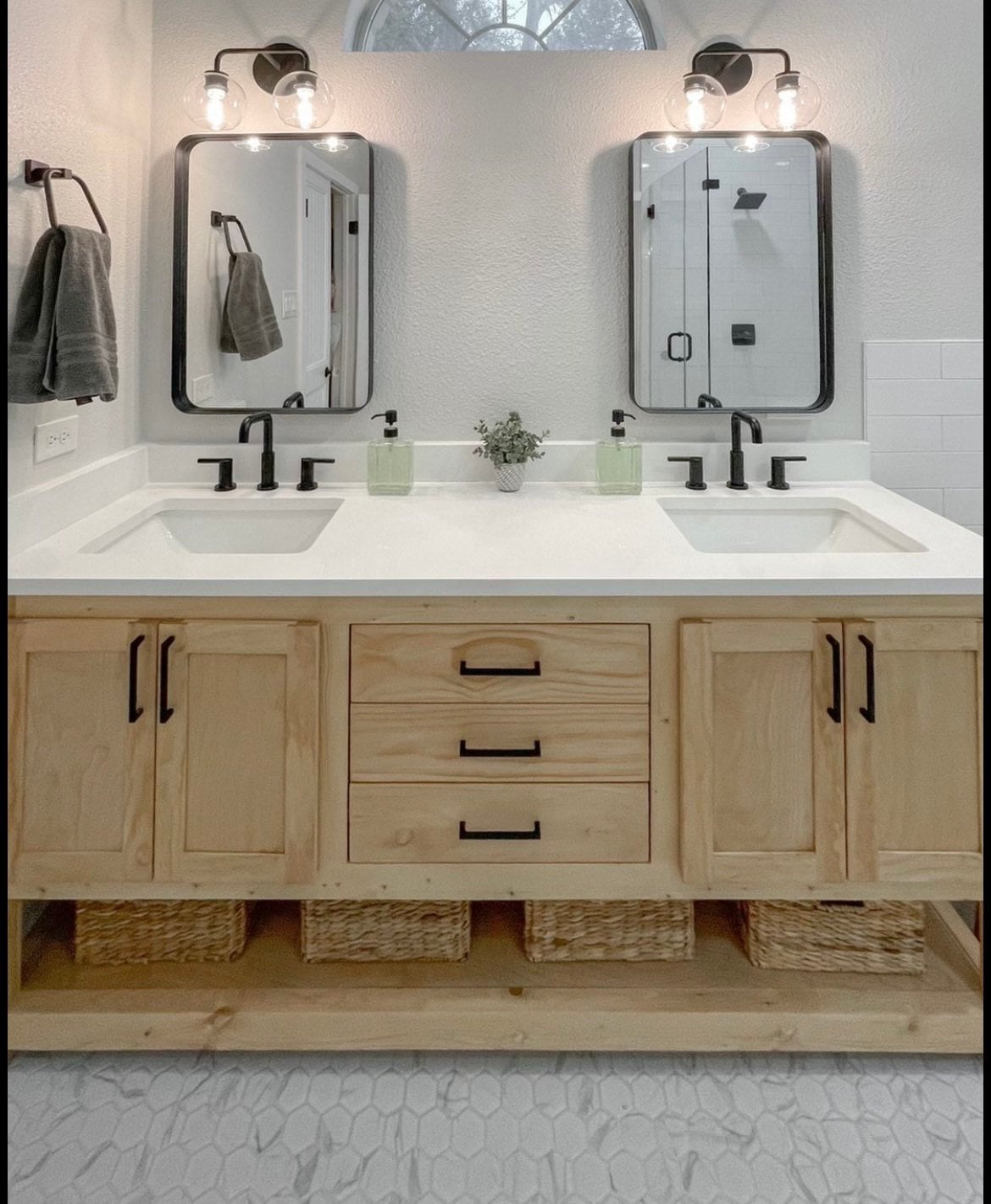 SSWW Bathroom Vanity- Cabinet door with 3 drawers