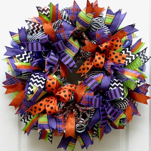 Halloween Wreaths for front door, Deco Mesh Halloween Wreath, large Halloween Wreath, Halloween Decor, Fun Halloween wreath, Fall Wreath