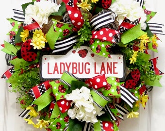 Ladybug Wreath spring, Summer Wreaths for front door, Welcome Wreath, Mothers Day Gift, ladybug Decor, Summer Decor, Door Wreath, gift ideas