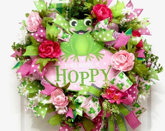 Frog Wreath, Spring Summer Wreaths for front door, Welcome Wreath, Mothers Day Gift, Frog Decor, Summer Decor, Front Door Wreath, gift ideas