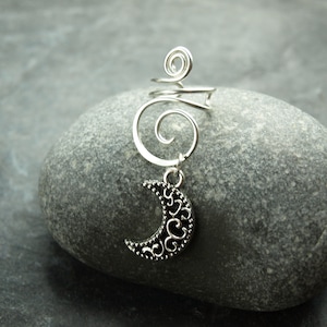 Ohrklemme , versilberter Ohrschmuck, handmade, Anhänger, Mond