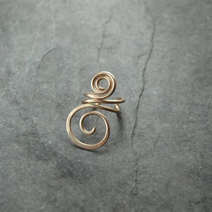 Ear clip simple, spiral Bronze