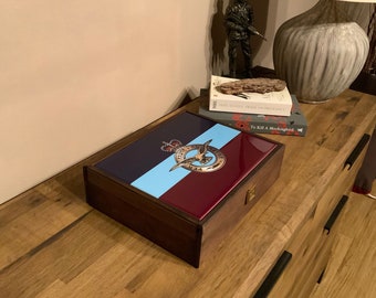 Royal Air Force RAF, Premium Military Medals and Memorabilia Box, Great Gift box.  Beautiful wood and ceramic military keepsake box