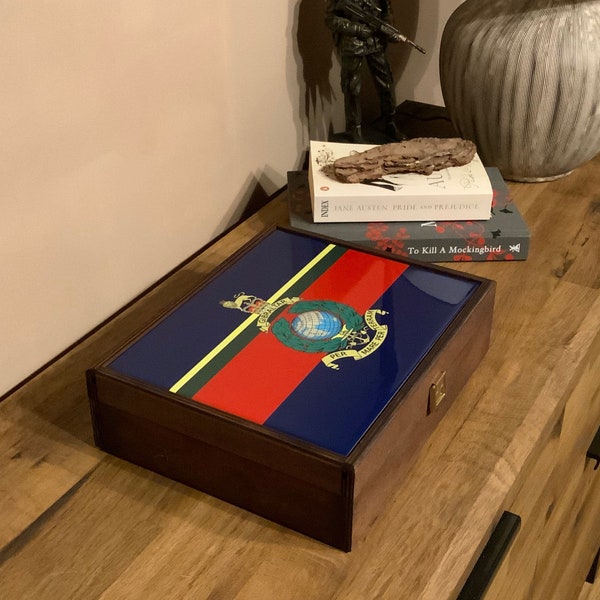 Royal Marines Commando, Premium Military Medals and Memorabilia Box, Great Gift box.  Beautiful wood and ceramic military keepsake box