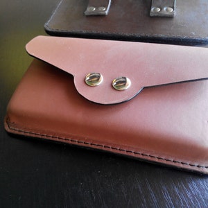 Étui de ceinture horizontal en cuir pour iPhone, compatible avec iPhone 16 Pro Max, iPhone 17 Pro Max, 14 Pro Max, 12 Pro Max et 11 Pro Max. image 10