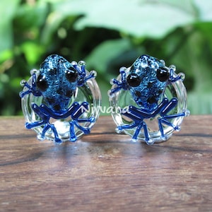 1 Pair (2 Pieces) Dichroic Aqua Blue Black Spotted Poison Tree Frog Plugs