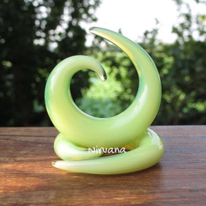 1 Pair (2 Pieces) Green Slyme Classic Spirals