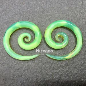 1 Pair (2 Pieces) Green Slyme Super Spirals