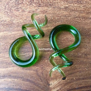 1 Pair (2 Pieces) Translucent Green Cork Screw Spirals