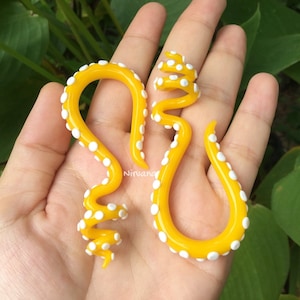 1 Pair (2 Pieces) - Yellow Octopus Ear Shapes
