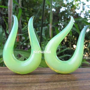 1 Pair 2 Pieces Green Slyme Omegas image 2