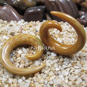1 Pair (2 Pieces) Exotic Silver Earth Glass Classic Spirals
