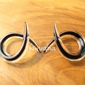 1 Pair 2 Pieces Solid Color Encased Black Single Twist Ear Shapes Spirals Bild 3