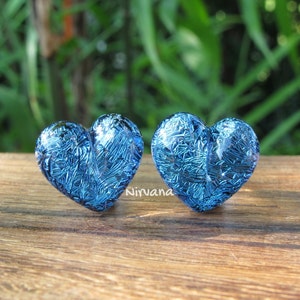 1 Pair 2 Pieces Aqua Blue Dichroic Glass Heart Plugs image 1