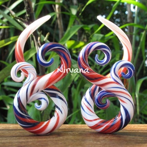 1 Pair (2 Pieces) Cobalt Blue, White & Red Free Style Bonita Spirals Glass