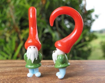 1 Pair (2 Pieces) Green Shirt Gnome Claw Gauges 10g 8g 6g 4g 2g 0g 00g 7/16" 1/2" 9/16" 5/8" 2.5 mm 3 mm 4 mm 5 mm 6 mm 8 mm 10 mm - 16 mm