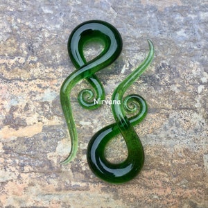 1 Pair (2 Pieces) Translucent Green Note Spirals