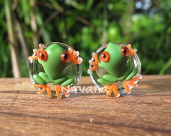 1 Pair (2 Pieces) Green Poison Tree Frog with Orange Legs Glass Plugs