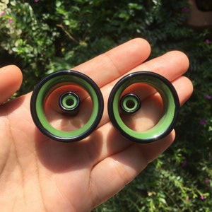 1 Pair (2 Pieces) Black & Jade Green Color 2 Tone Tunnels Glass