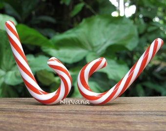 1 Pair (2 Pieces) Red & White Glass Peppermint Candy Cane Ear Jewelry