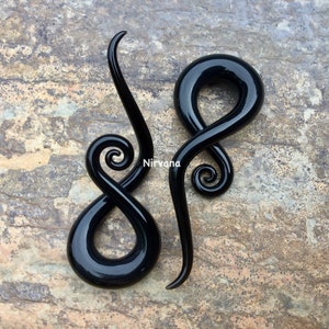 1 Pair (2 Pieces) Solid Black Note Spirals