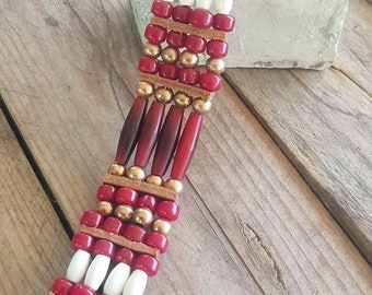 Amerindian bracelet - red horn, natural bone, bordeaux glass beads - ref: B 193