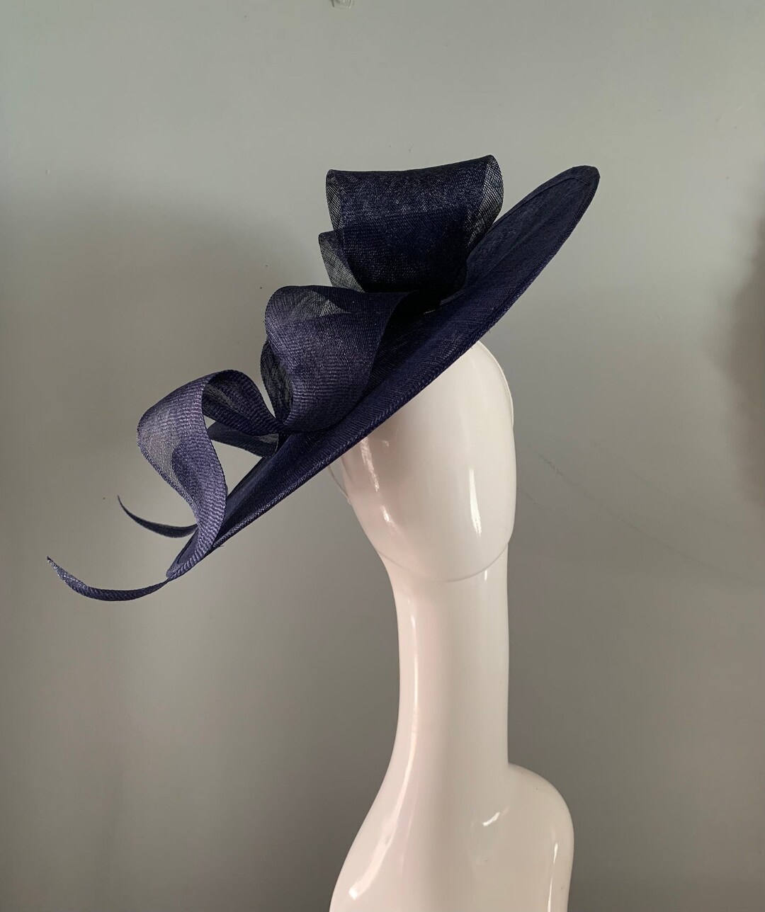 Large Navy Saucer Hat / Fascinator Adorned With a Sculptured Etsy UK