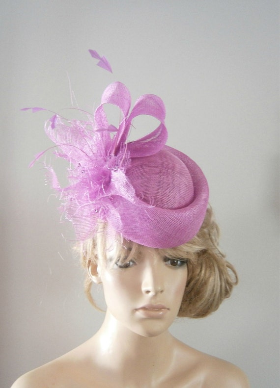 Handmade Bespoke Fuchsia Sinamay Pillbox Hat With Ton-sur  display picture 1