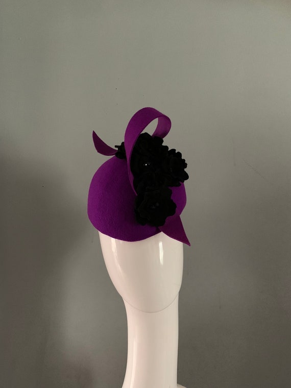 Purple Wool Felt Beret Hat: Black Roses & Swarovski Crystals  display picture 1
