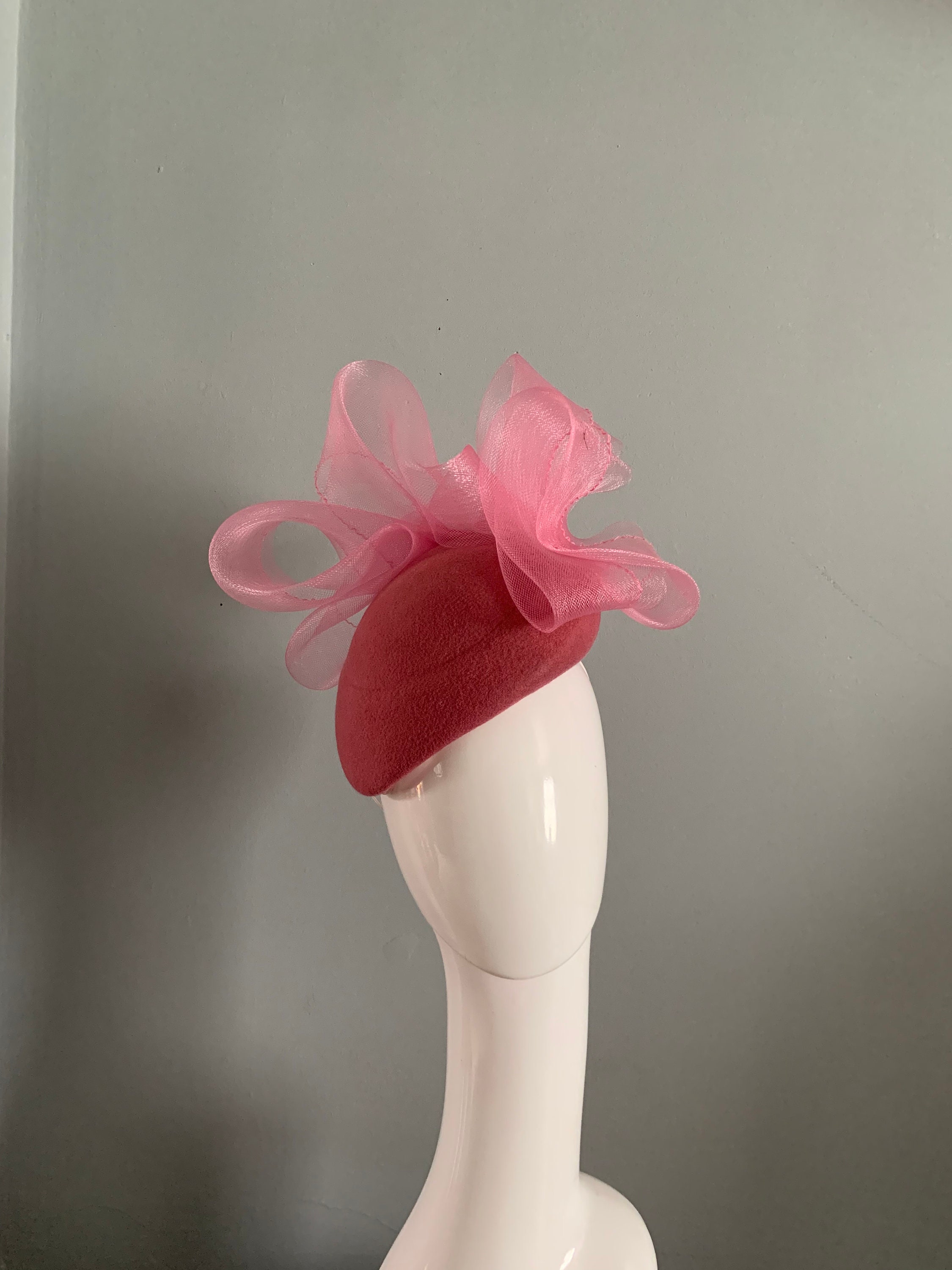 Dusky Pink wool felt perching beret style hat adorned with sculptured Pink crin detail