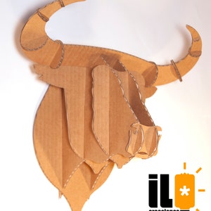 cabeça de touro de papelão