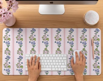 Vintage Garden Floral Desk Mat. Feminine floral aesthetic Mouse Pad. Soft Anti-slip deskmat. Large Mousepad