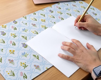 Wild Flowers Desk Mat. Cute Blue Coquette Floral Mouse Pad. Feminine floral aesthetic Desk Pad. Soft Anti-slip deskmat. Large Mousepad