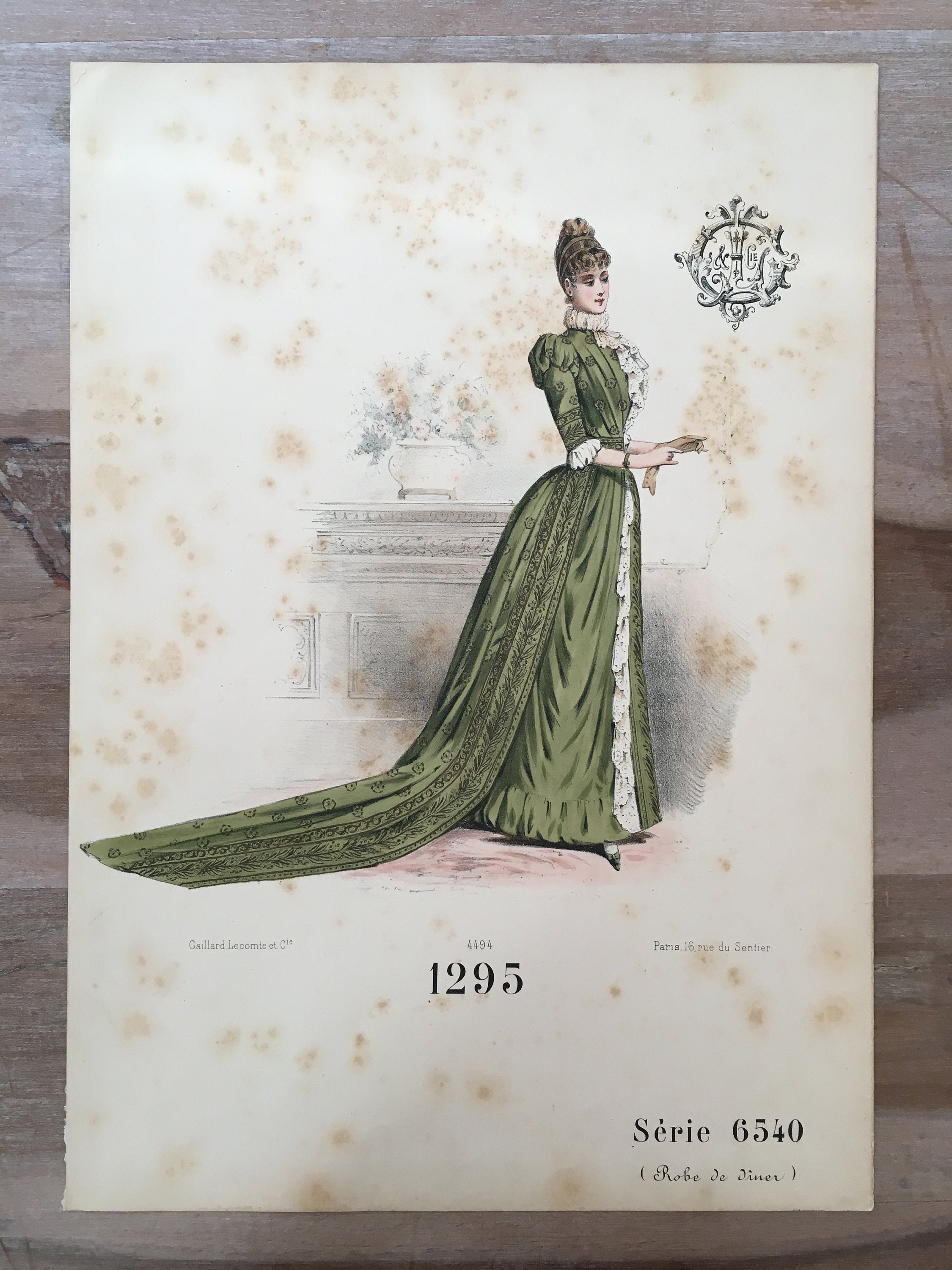 1888 Large Antique Chromolithograph Women Fashion, Antique Women