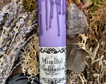 Vela alta de pilar para meditación consciente