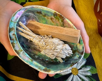 Sacred Smoke Starter Kit: Abalone Shell, Palo Santo, White Sage