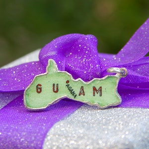 Pre-Loved Guam Guåhan Island Country Map Sterling Silver & Green Enamel Charm by REU
