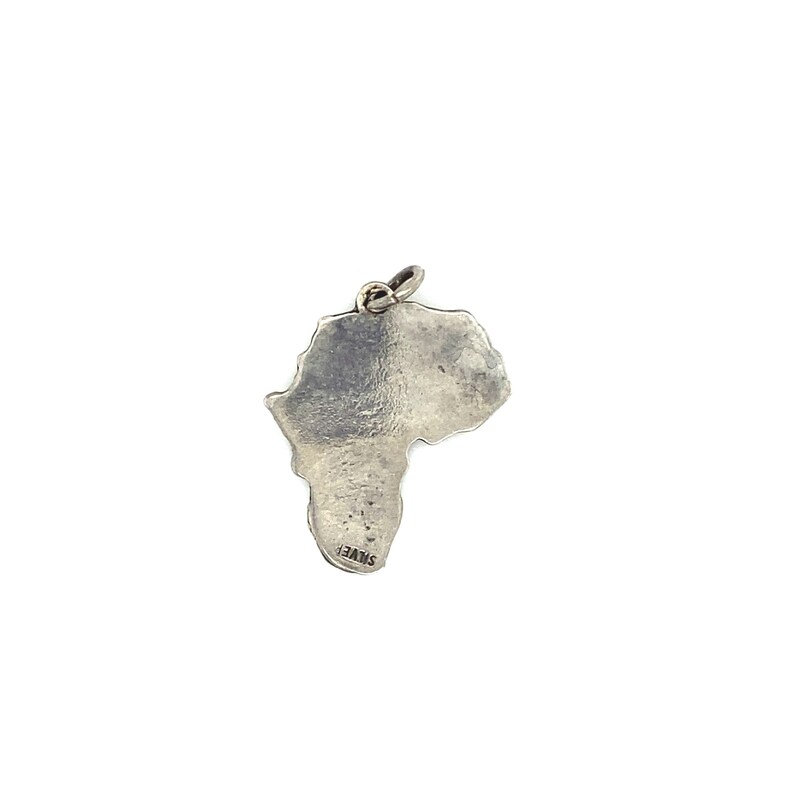Preloved Africa Continent Outline Countries Map Silver Pendant Charm