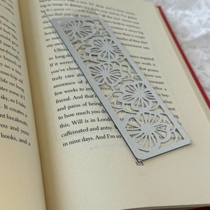 Silver glitter flower design acrylic bookmark