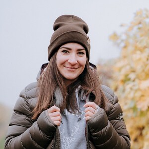 Unisex 100% Certified Recycled Polyester Brown Chocolatee Knit Cuff Beanie Sustainable Gift, Super Comfy Hat Fine Ribbed Knit for Warmth