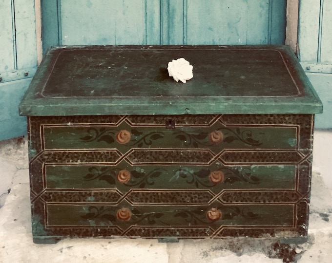 A beautiful hand painted antique French large Normandy hope Box -  marriage chest - dowry chest - blanket box - wedding chest - 18th C